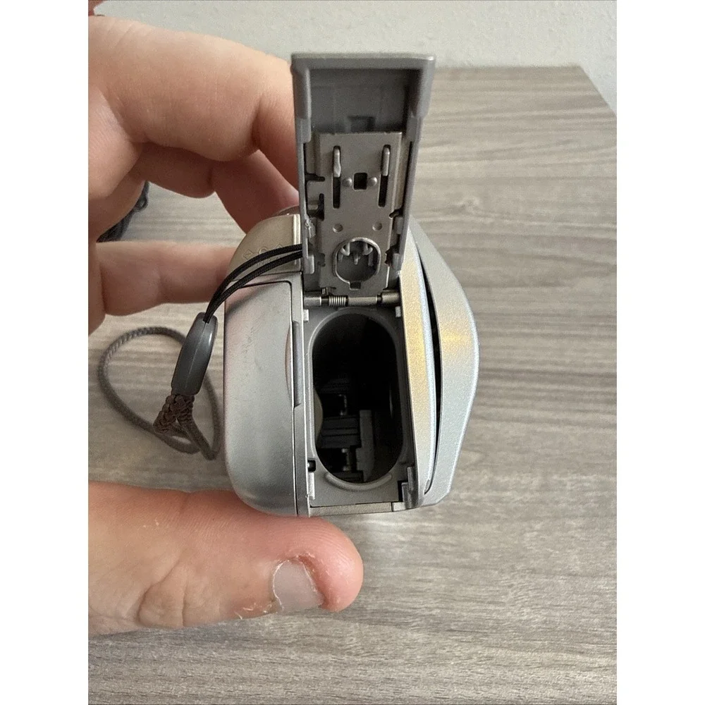 Olympus Camedia Stylus D580 Digital Camera Tested Working